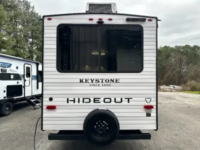 2026 Keystone Hideout Max 31SUNROOM photo 9
