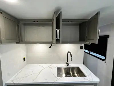 2026 Keystone Hideout Max 31SUNROOM photo 38