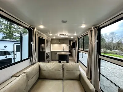 2026 Keystone Hideout Max 31SUNROOM photo 45