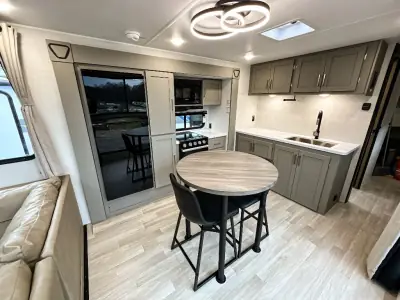 2026 Keystone Hideout Max 31SUNROOM photo 28