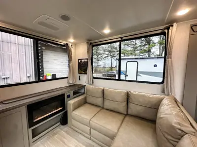2026 Keystone Hideout Max 31SUNROOM photo 41