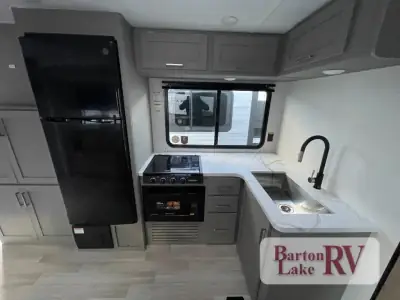 2026 Keystone Hideout Sport 291BR photo 14