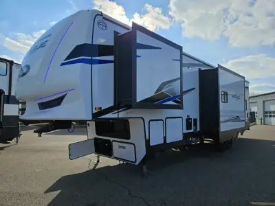 2026 Forest River Cherokee Rogue Armored 341GS11 photo 8