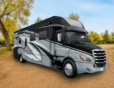 2027 Renegade Explorer 38EMB/40ERB photo 8