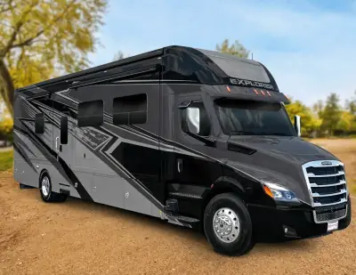 2027 Renegade Explorer 38EMB/40ERB photo 9