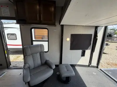2019 Forest River XLR BOOST 20CB photo 29
