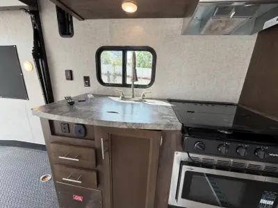 2019 Forest River XLR BOOST 20CB photo 4