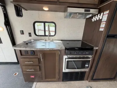 2019 Forest River XLR BOOST 20CB photo 5