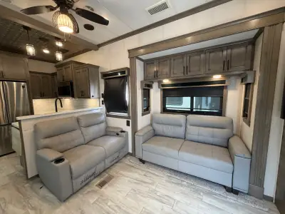 2022 Forest River RIVERSTONE LEGACY 39RKFB photo 7