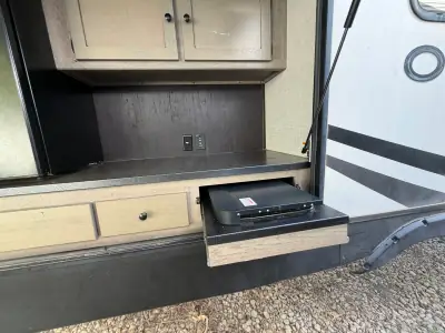 2020 Keystone Outback 330RL photo 19