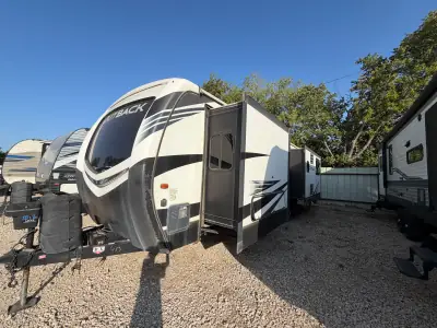2020 Keystone Outback 330RL photo 62