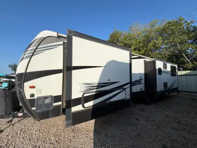 2020 Keystone Outback 330RL photo 8