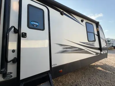 2020 Keystone Outback 330RL photo 20