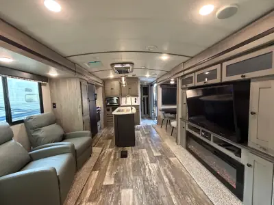 2020 Keystone Outback 330RL photo 24