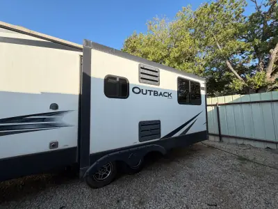 2020 Keystone Outback 330RL photo 12