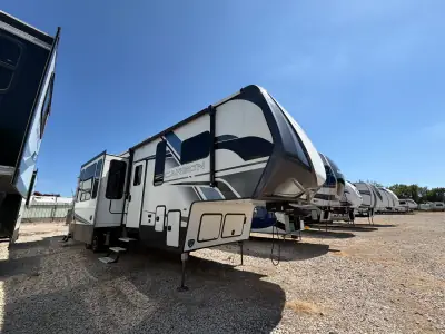 2023 Keystone CARBON 358 photo 20