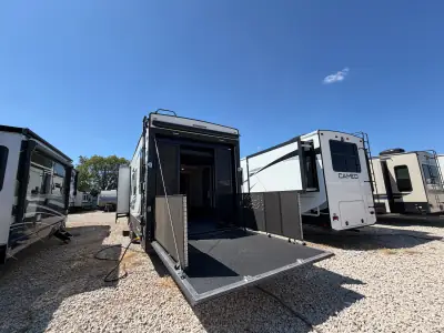 2023 Keystone CARBON 358 photo 13
