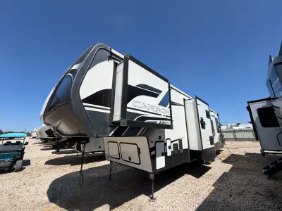 2023 Keystone CARBON 358 photo 37