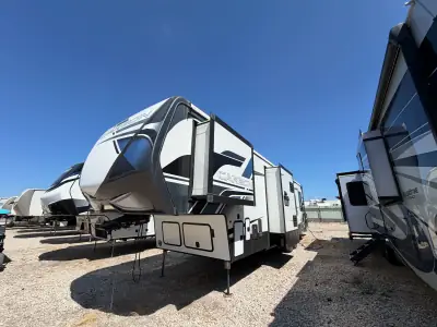 2023 Keystone CARBON 358 photo 25