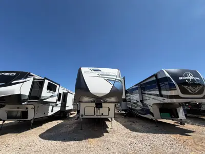 2023 Keystone CARBON 358 photo 35