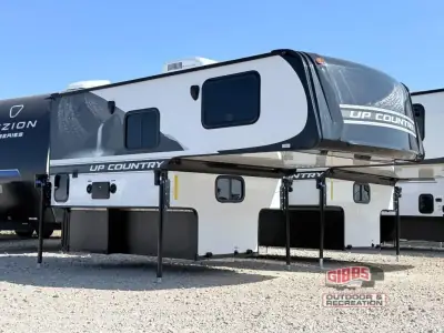 2026 Travel Lite Up Country 775U
