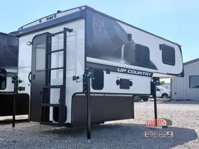 2026 Travel Lite Up Country 775U photo 5