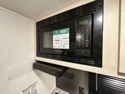 2026 Shasta Rvs Compact 16BH photo 22
