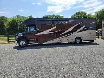 2022 RENEGADE VERONA photo 2