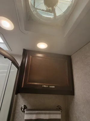 2022 RENEGADE VERONA photo 34