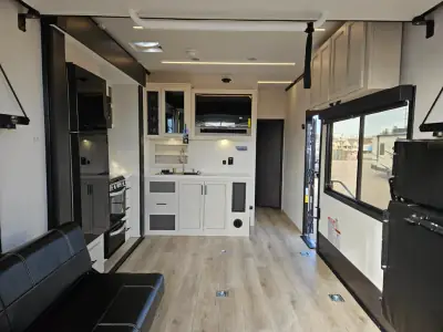 2026 Forest River Cherokee Rogue Armored 26L140 photo 18