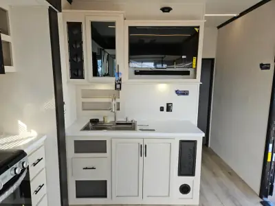 2026 Forest River Cherokee Rogue Armored 26L140 photo 23