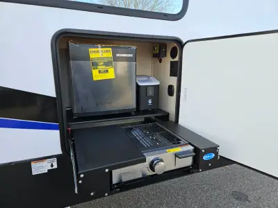 2026 Forest River Cherokee Rogue Armored 26L140 photo 11