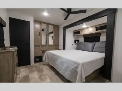2026 Forest River Puma Vista 37PFL photo 6