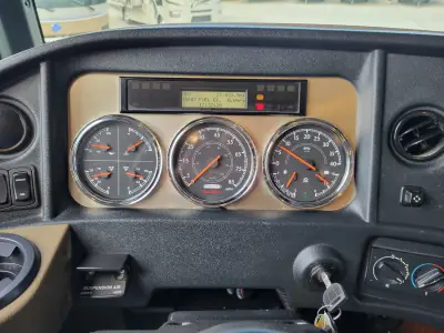 2018 Fleetwood Pace Arrow® LXE 38F photo 32