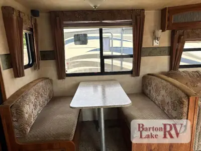 2012 Keystone Hornet 30RKDS photo 6