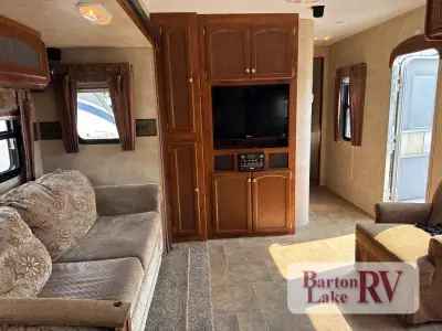 2012 Keystone Hornet 30RKDS photo 7