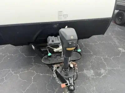 2019 Winnebago Micro Minnie 2108DS photo 5