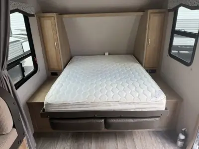 2019 Winnebago Micro Minnie 2108DS photo 20