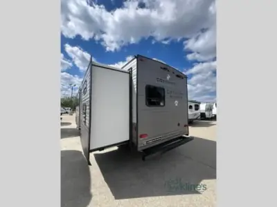 2026 Coachmen Catalina Legacy Edition 323BHDSCK photo 23