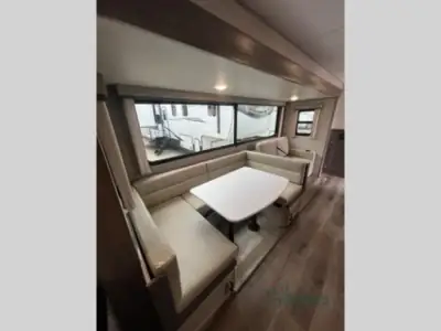 2026 Coachmen Catalina Legacy Edition 323BHDSCK photo 8