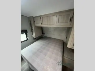2026 Coachmen Catalina Legacy Edition 323BHDSCK photo 13