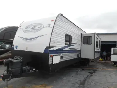 2023 Keystone Rv Co SPRINGDALE 335BH photo 2
