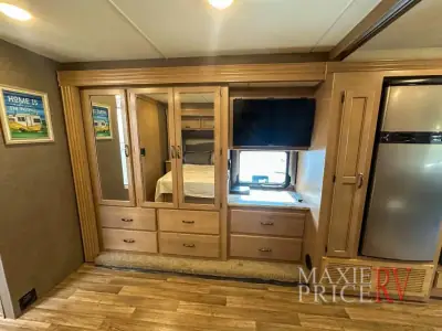 2018 Thor Motor Coach ACE 32.1 photo 36