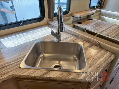 2018 Thor Motor Coach ACE 32.1 photo 24