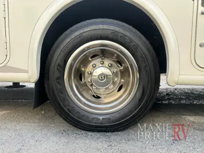 2018 Thor Motor Coach ACE 32.1 photo 5