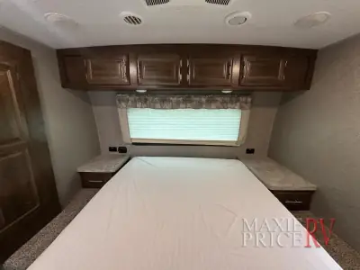 2019 Forest River Flagstaff Super Lite 29RSWS photo 37