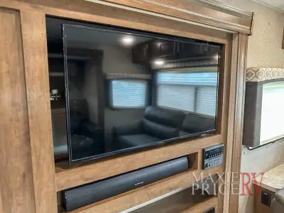 2019 Forest River Flagstaff Super Lite 29RSWS photo 18