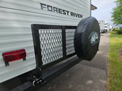 2027 Forest River Cherokee Grey Wolf 29TE photo 7