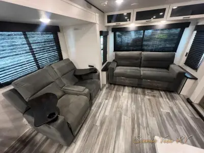 2025 Jayco Jay Flight SLX 334RTS photo 26