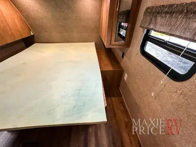 2018 Coachmen Catalina SBX 221TBS photo 30